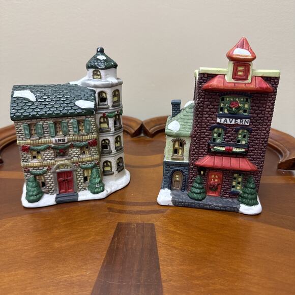 Set of 2 Trim A Home 1994 Christmas Village Buildings Inn & Tavern - Picture 1 of 10